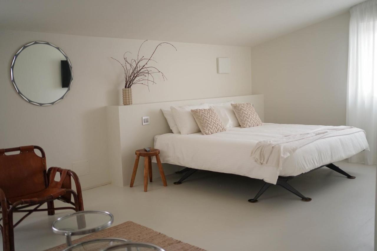 Parisina Design Rooms Pescara Bagian luar foto